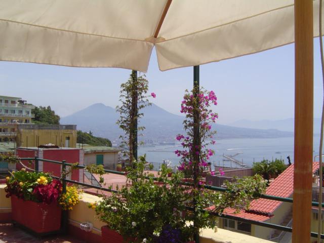 Una Terrazza Sul Golfo Naples Extérieur photo